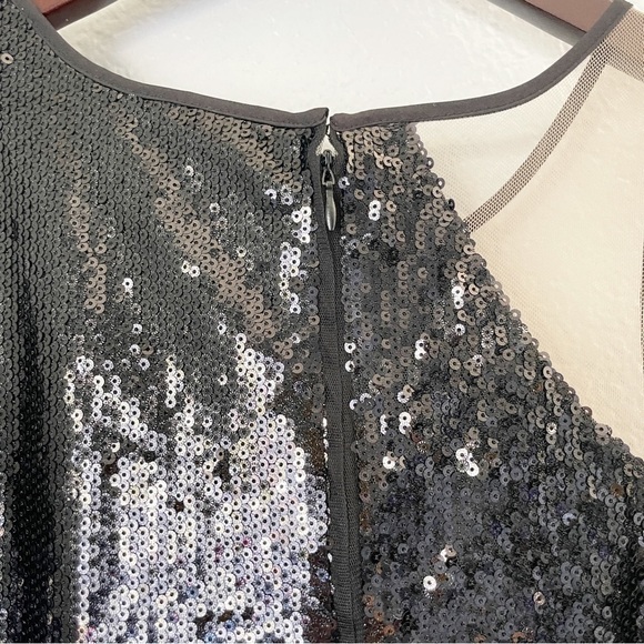 NWT TOCCIN (NY) Sequins Cutout Mesh Cocktail Dress 6 - Picture 12 of 15